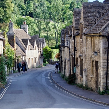 St Peters Coach Trip to The Cotswolds.